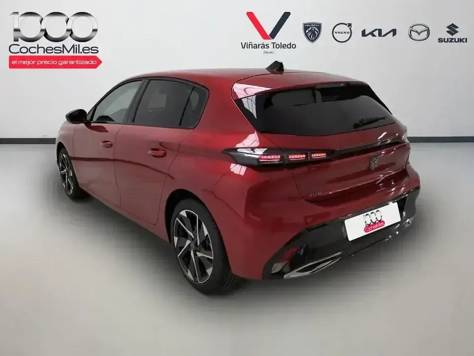 Usado Peugeot 308 Allure 130 CV (95 kW) 2024 Rojo Berlina