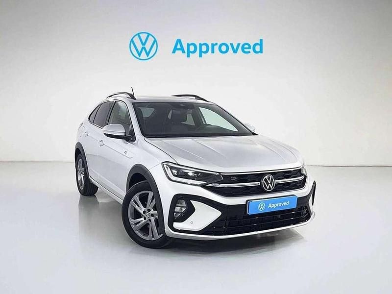 Usado VW Taigo R-line 116 CV (85 kW) 2024 Gris / plata SUV