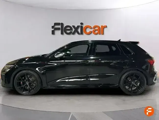 Usado Audi RS3 Sportback 400 CV (294 kW) 2023 Negro Utilitario