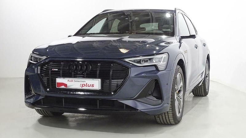 Azul Usado 2022 Audi e-tron S-line plus SUV | 52.200 € - Imagen 1/4