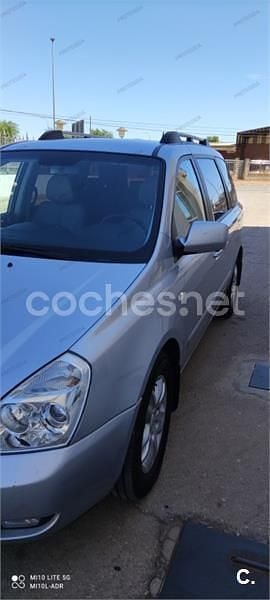 Usado Kia Carnival 185 CV (136 kW) 2010 Gris / plata Monovolumen