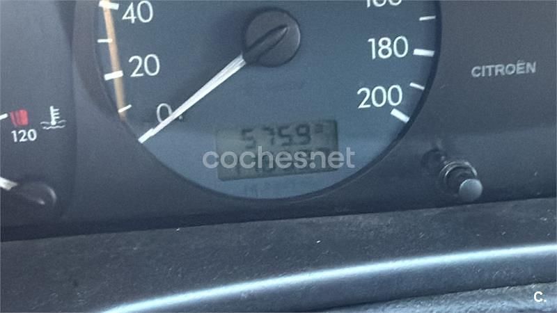 Usado Citroën Xsara 90 CV (66 kW) 1998 Amarillo Berlina