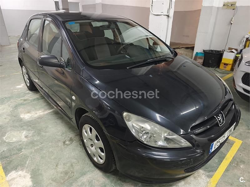 Negro Usado 2005 Peugeot 307 Berlina | 3490 € (Precio justo) - Imagen 1/4