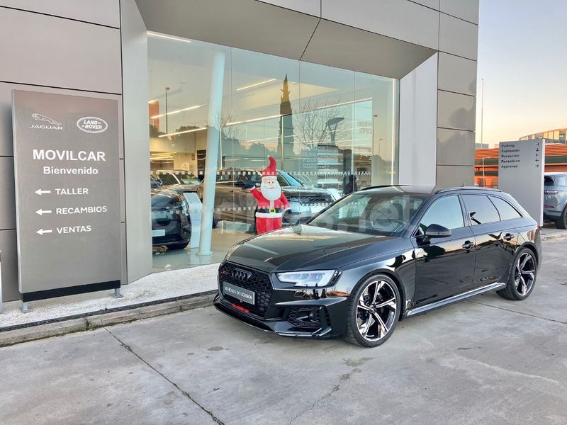 Usado Audi RS4 Design 450 CV (330 kW) 2018 Negro Familiar