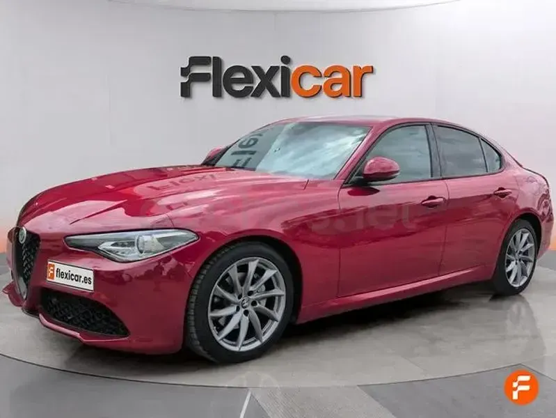 Usado Alfa Romeo Giulia Sprint 190 CV (139 kW) 2022 Rojo Berlina
