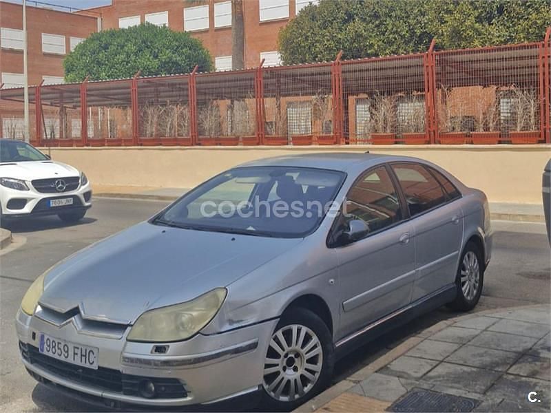 Gris / plata Usado 2006 Citroën C5 Attraction Berlina | 2600 € (Un poco caro) - Imagen 1/1