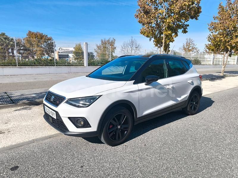 Usado Seat Arona Ecomotive 116 CV (85 kW) 2019 Blanco SUV
