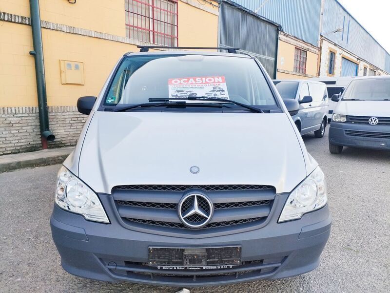 Usado Mercedes Vito 136 CV (100 kW) 2014 Gris Van