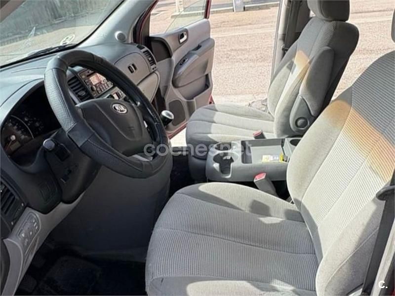Usado Kia Carnival EX 144 CV (105 kW) 2007 Granate Monovolumen