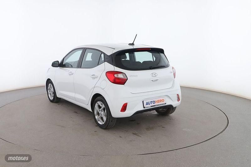 Usado Hyundai i10 67 CV (49 kW) 2023 Blanco Utilitario