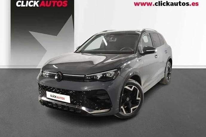 Usado VW Tiguan R-line 150 CV (110 kW) 2025 Gris SUV