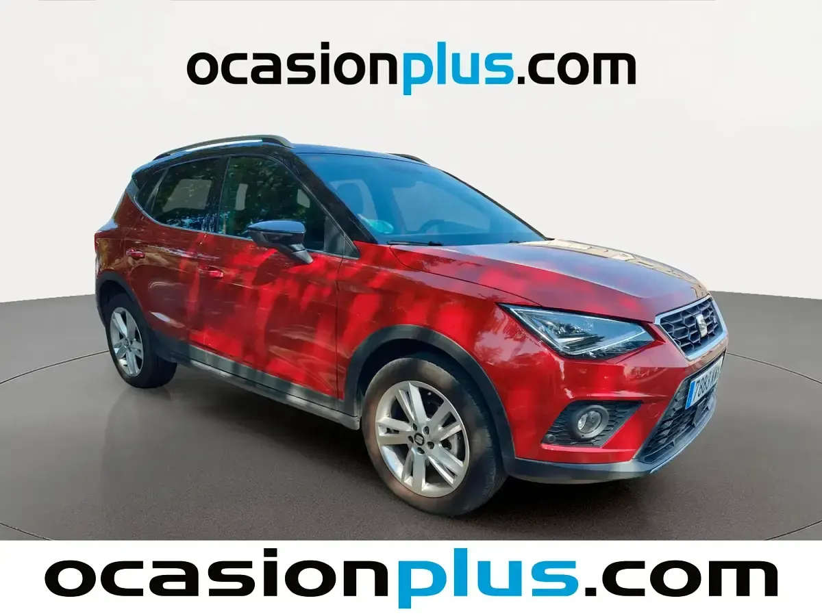 Usado Seat Arona Ecomotive 115 CV (84 kW) 2019 Rojo SUV