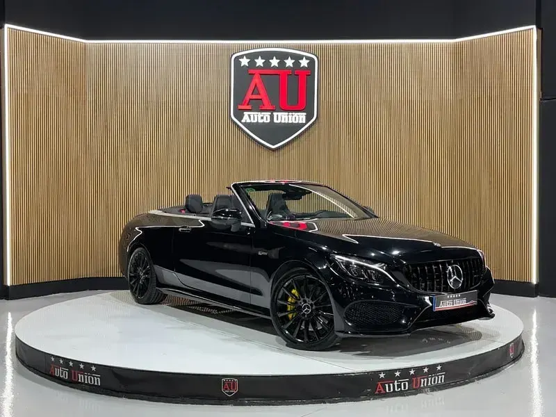 Usado Mercedes C43 AMG 367 CV (269 kW) 2017 Negro Descapotable