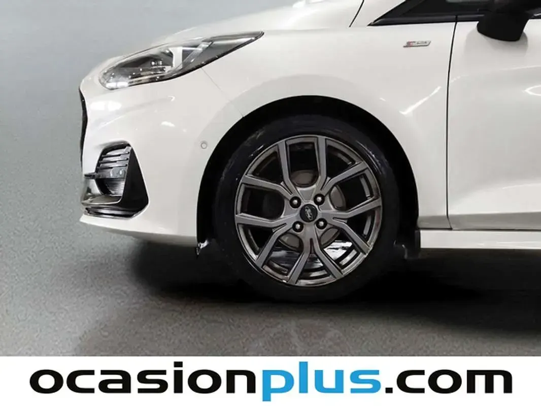 Usado Ford Fiesta ST-Line 125 CV (91 kW) 2023 Plateado Utilitario