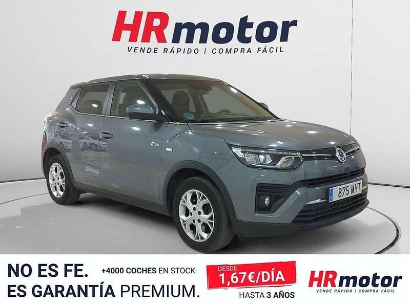 Usado Ssangyong (KGM) Tivoli 128 CV (94 kW) 2023 Gris SUV