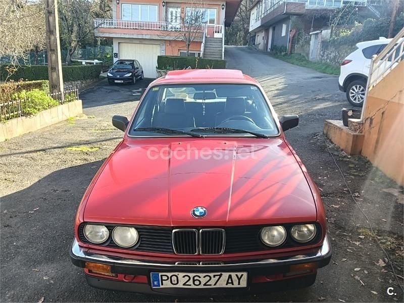 Usado BMW 324 86 CV (63 kW) 1986 Rojo Berlina
