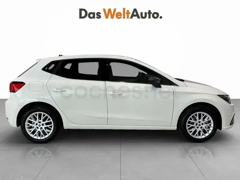 Usado Seat Ibiza XCELLENCE 115 CV (84 kW) 2025 Blanco Utilitario
