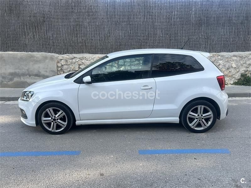 Usado VW Polo Sport 90 CV (66 kW) 2014 Blanco Berlina