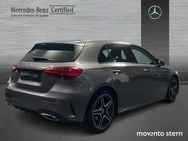 Usado Mercedes A200 Advanced 150 CV (110 kW) 2025 Gris Utilitario