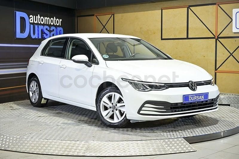 Usado VW Golf VIII 115 CV (84 kW) 2021 Blanco Berlina