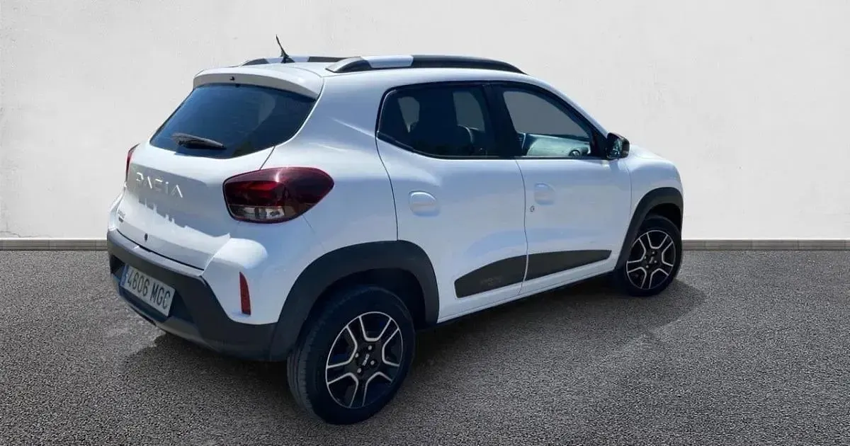 Usado Dacia Spring Essentiel 33 kW (45 CV) 2023 Utilitario