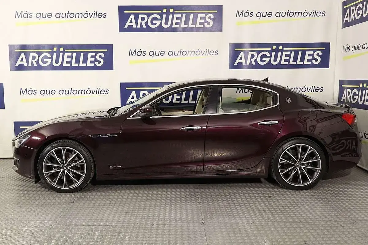 Usado Maserati 430 GranLusso 430 CV (316 kW) 2021 Amarillo Coupe