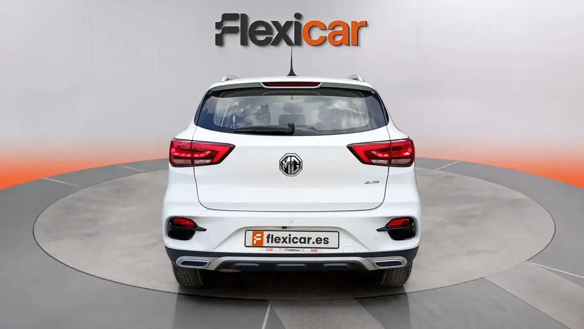 Usado MG ZS Comfort 106 CV (77 kW) 2023 Blanco SUV