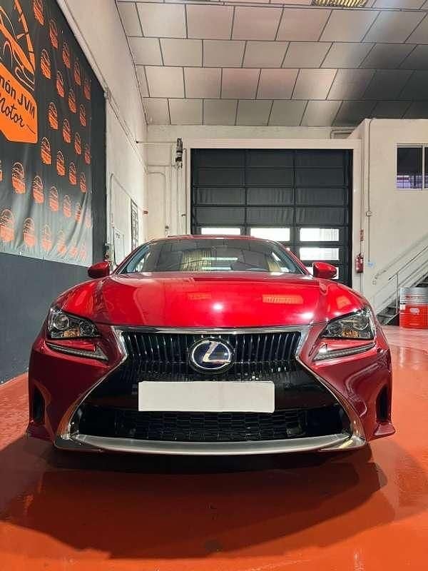 Usado Lexus RC300h Executive Line 223 CV (164 kW) 2017 Rojo Coupe