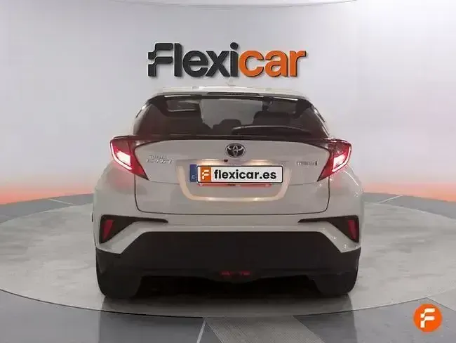 Usado Toyota C-HR Advance 122 CV (89 kW) 2021 Blanco SUV