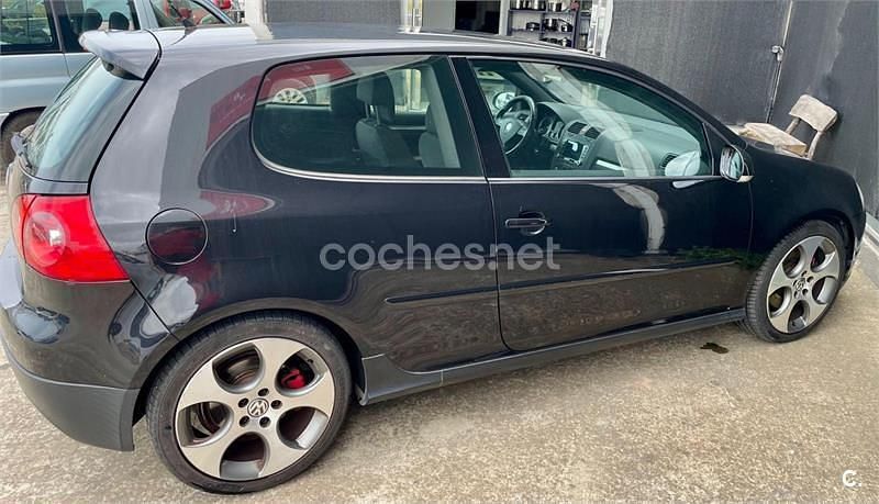 Usado VW Golf IV GTI 200 CV (147 kW) 2006 Negro Berlina