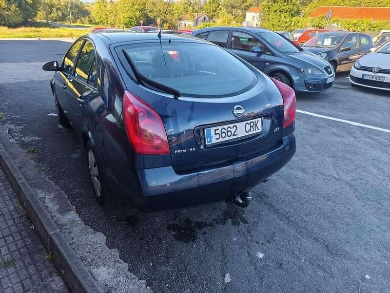 Usado Nissan Almera 111 CV (81 kW) 2004 Negro Utilitario