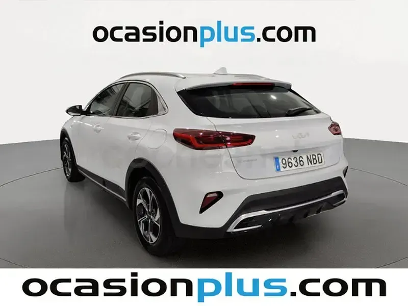Usado Kia XCeed 100 CV (73 kW) 2025 Blanco SUV
