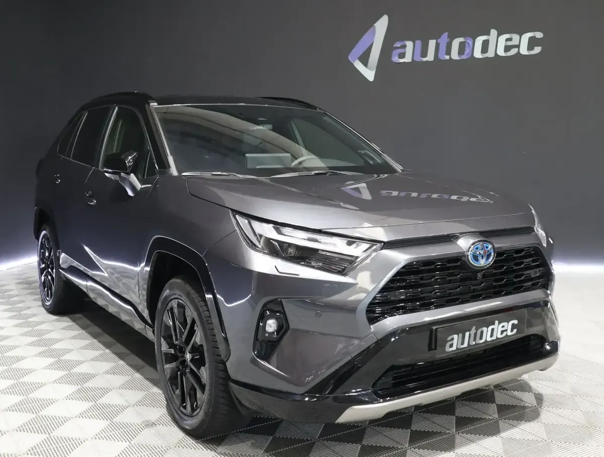 Occasion Toyota RAV4 Hybrid Style 218 ch (160 kW) 2025 Gris SUV