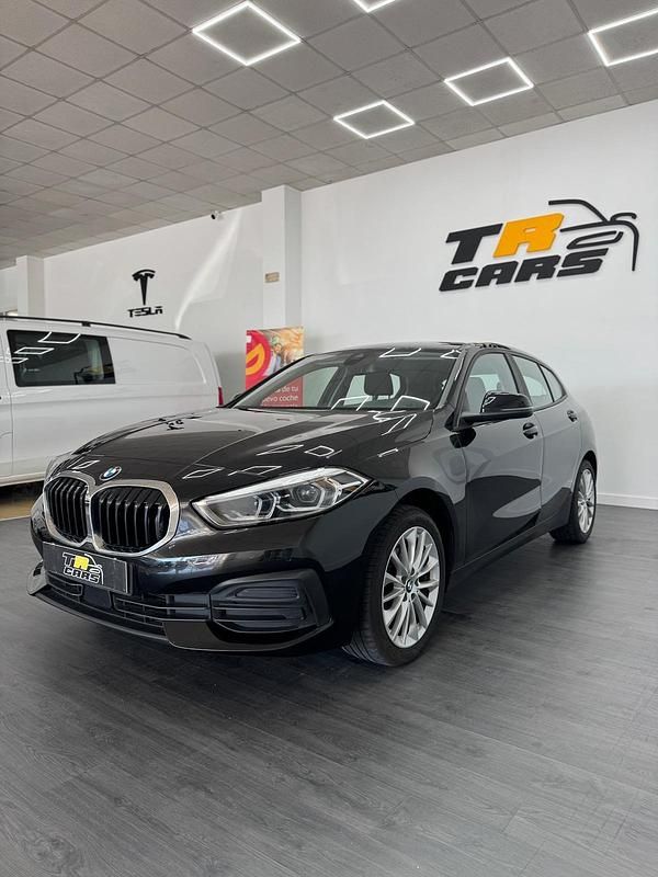 Usado BMW 116 116 CV (85 kW) 2021 Negro Utilitario