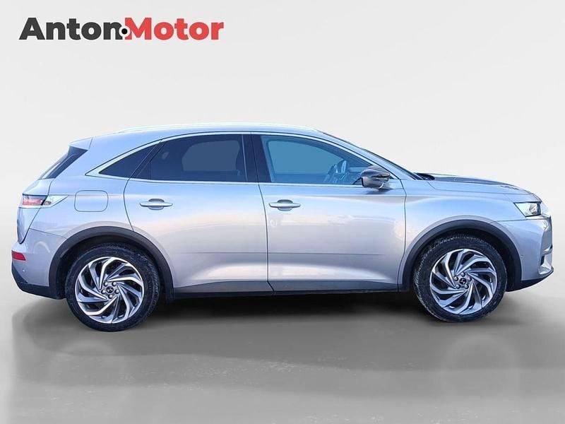 Usado DS Automobiles DS7 Crossback So Chic 180 CV (132 kW) 2019 Gris / plata SUV