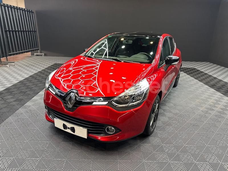 Rojo Usado 2015 Renault Clio IV LIMITED Berlina | 7490 € (Precio justo) - Imagen 1/4
