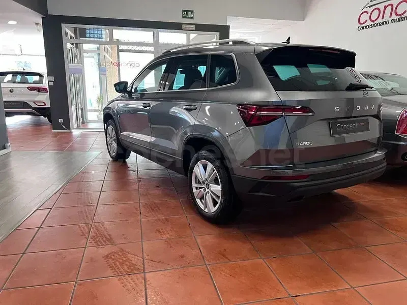 Nuevo Skoda Karoq Selection 150 CV (110 kW) 2026 Gris / plata SUV