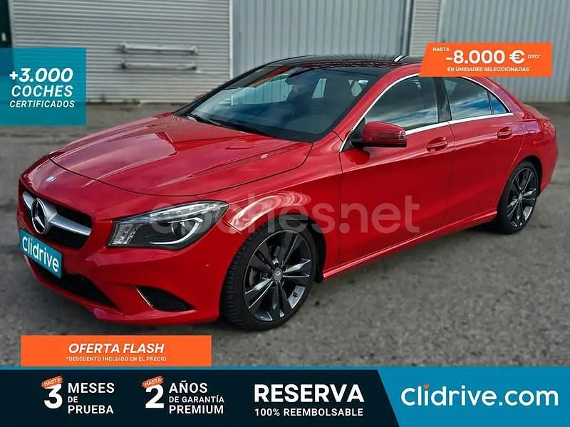 Usado Mercedes CLA220 Shooting Brake 177 CV (130 kW) 2016 Rojo Familiar