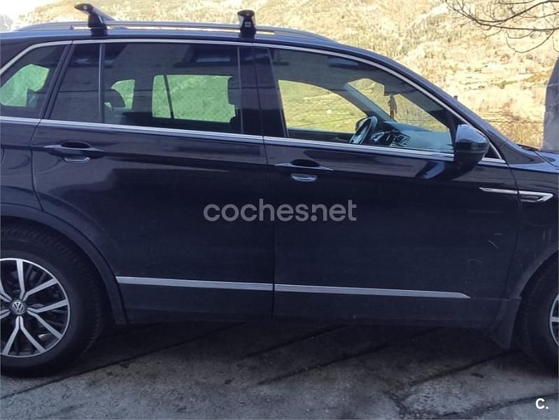 Usado VW Tiguan Sportline 150 HP (110 kW) 2016 Preto SUV