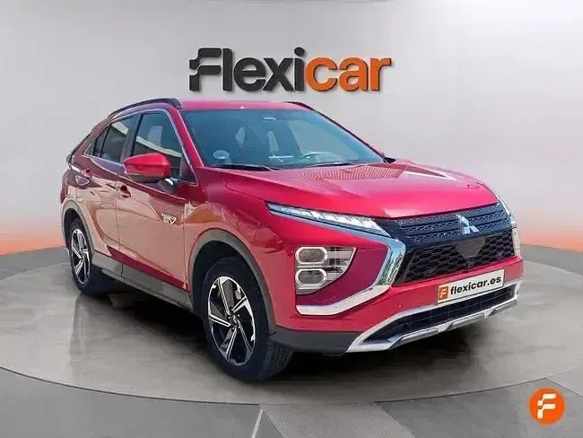 Usado Mitsubishi Eclipse Cross 188 CV (138 kW) 2022 Rojo SUV