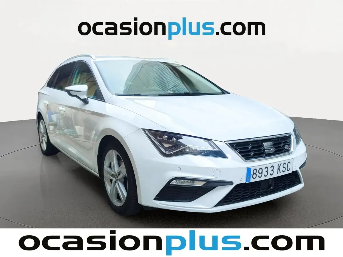Usado Seat Leon FR 150 CV (110 kW) 2018 Blanco Monovolumen