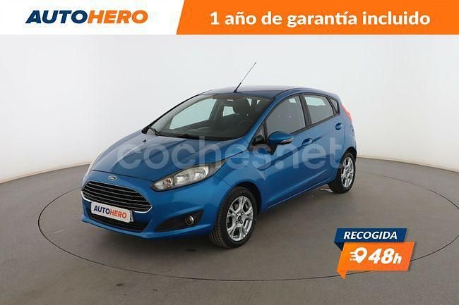 Usado Ford Fiesta Trend 101 CV (74 kW) 2013 Azul Utilitario