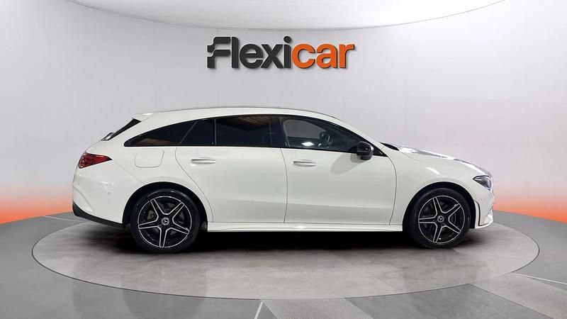 Usado Mercedes CLA250e Shooting Brake 218 CV (160 kW) 2021 Blanco Familiar