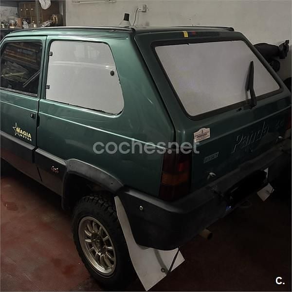 Usado Fiat Panda 4x4 54 CV (39 kW) 1999 Verde Utilitario