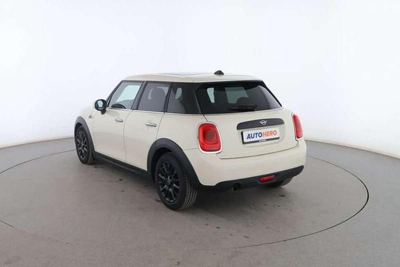 Usado Mini ONE 102 CV (75 kW) 2019 Blanco Utilitario