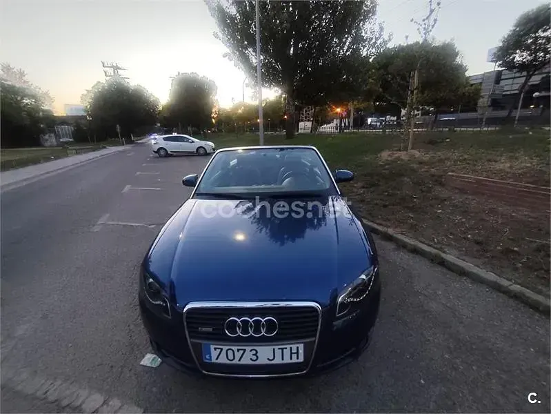 Usado Audi A4 Cabriolet 200 CV (147 kW) 2007 Azul Descapotable