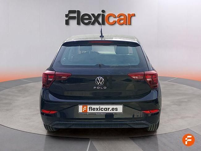 Usado VW Polo Life 95 CV (69 kW) 2022 Negro Utilitario