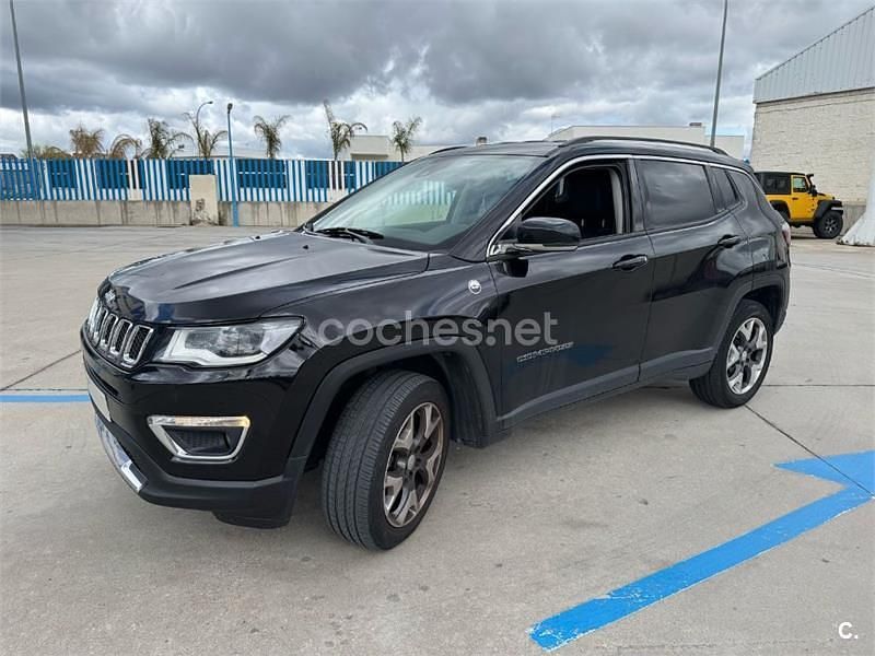 Negro Usado 2017 Jeep Compass Opening Edition SUV | 15.300 € (Precio justo) - Imagen 1/4