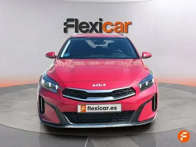 Usado Kia XCeed 100 CV (73 kW) 2024 Rojo SUV