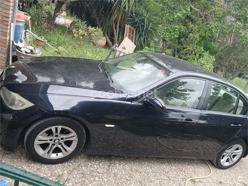 Begagnad BMW 320 163 HK (119 kW) 2007 Svart Sedan
